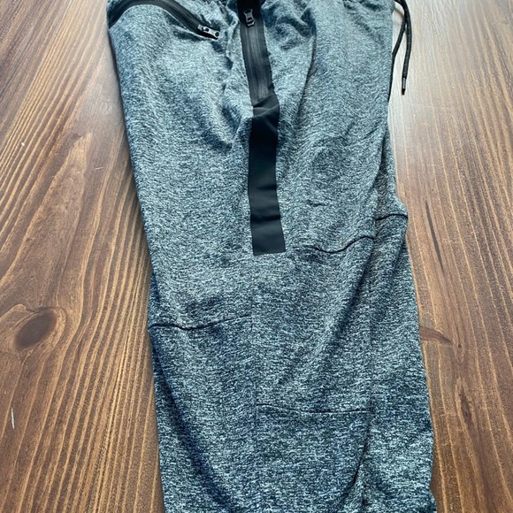 Men’s American Eagle Lightweight Joggers - Picture 5 of 7